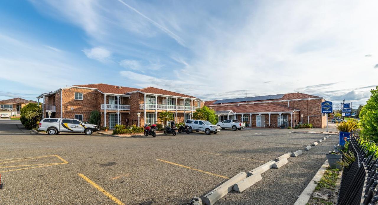 Golden Age Motor Inn Queanbeyan Exterior foto